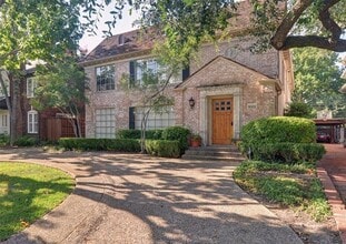 Building Photo - 4417 Normandy Ave