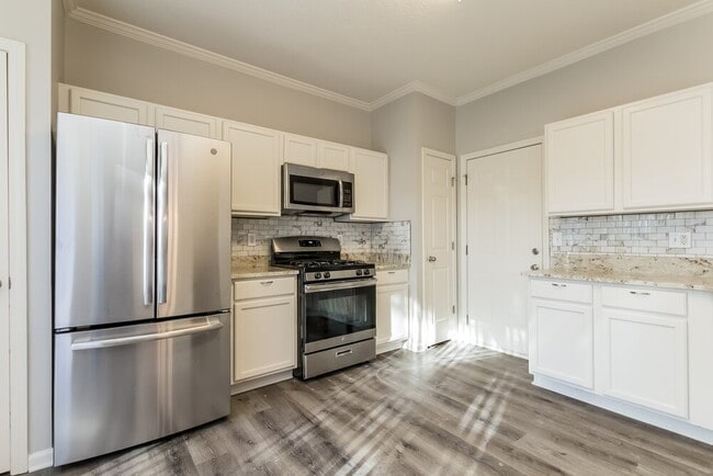 Building Photo - 1631 Heyford Cir