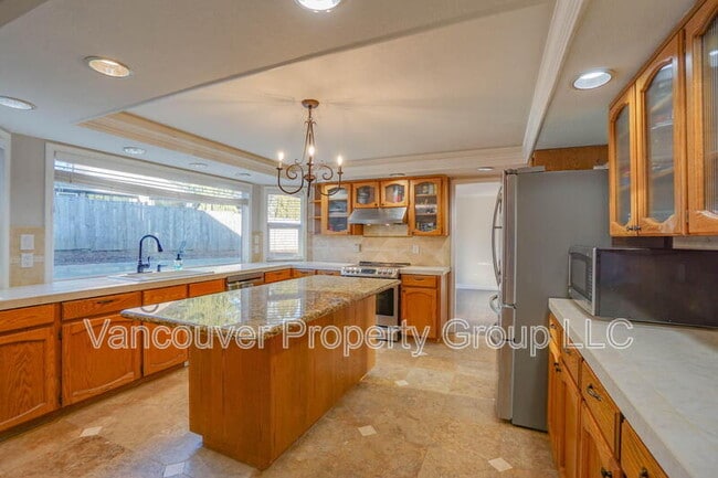 Building Photo - 2821 SE 138th Loop