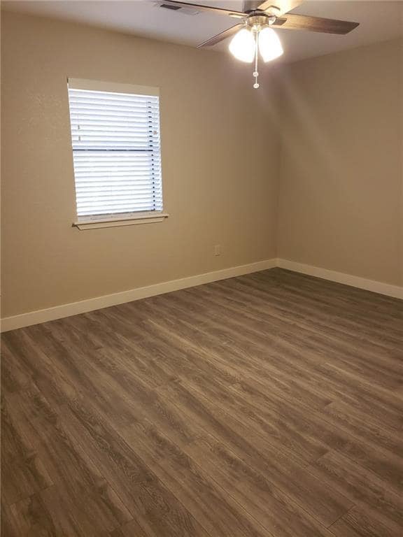 Building Photo - 4106 Watkins Ave