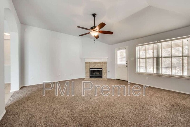 Building Photo - 4005 Ringdove Way