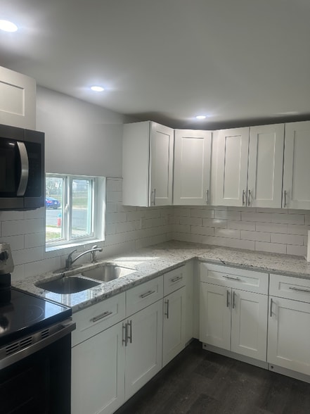 Building Photo - 46 Lincoln St