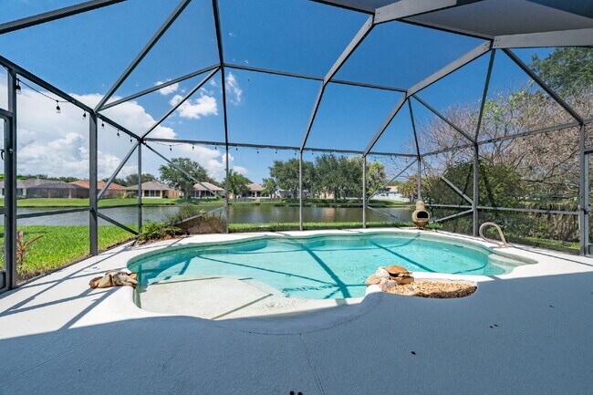 Building Photo - Brookshire at Heritage Oaks, Two-Story Pool Home with pond view!