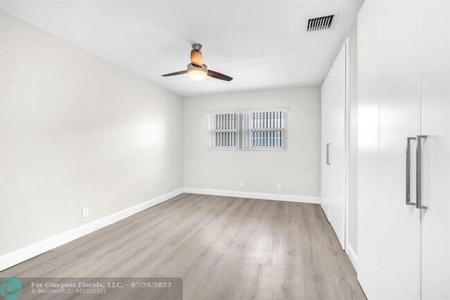 Building Photo - 3213 Colony Club Rd
