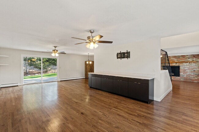 Building Photo - 2407 Virgo Dr