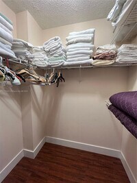 Building Photo - 90 Alton Rd