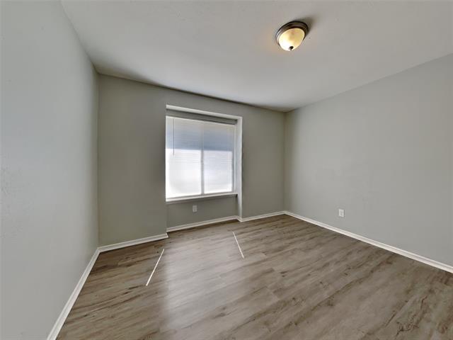 Building Photo - 5525 Fox Hill Ln