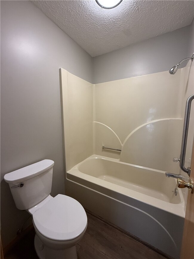 Building Photo - 3601 Antique Ct