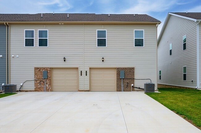 Building Photo - 1431 Knox Ln