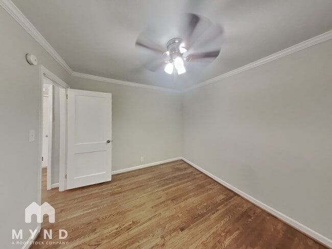 Building Photo - 3021 Watts Dr