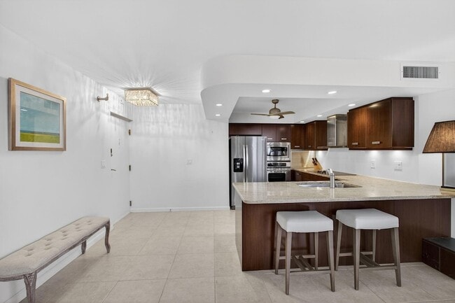 Building Photo - 2800 N Ocean Dr