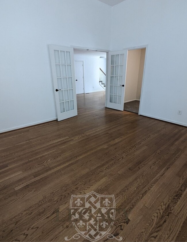 Building Photo - 1101C Biltmore Dr