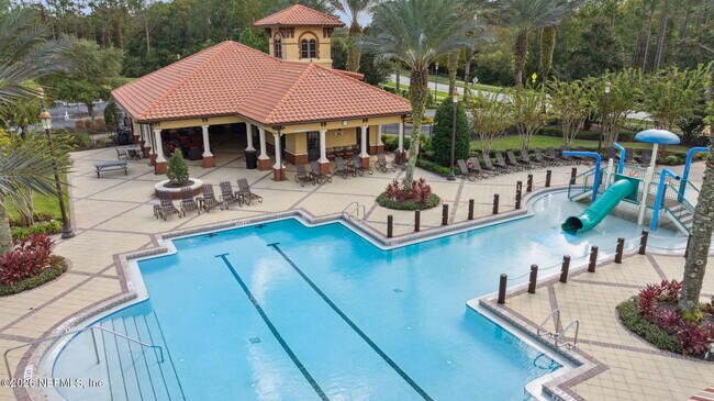 Building Photo - 470 Servia Dr