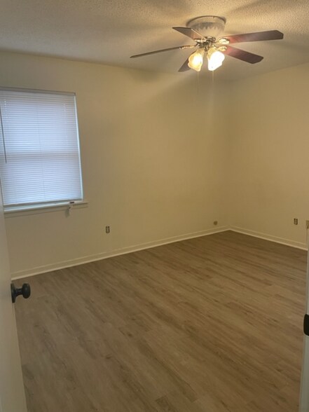 Building Photo - 510 Judy Ln