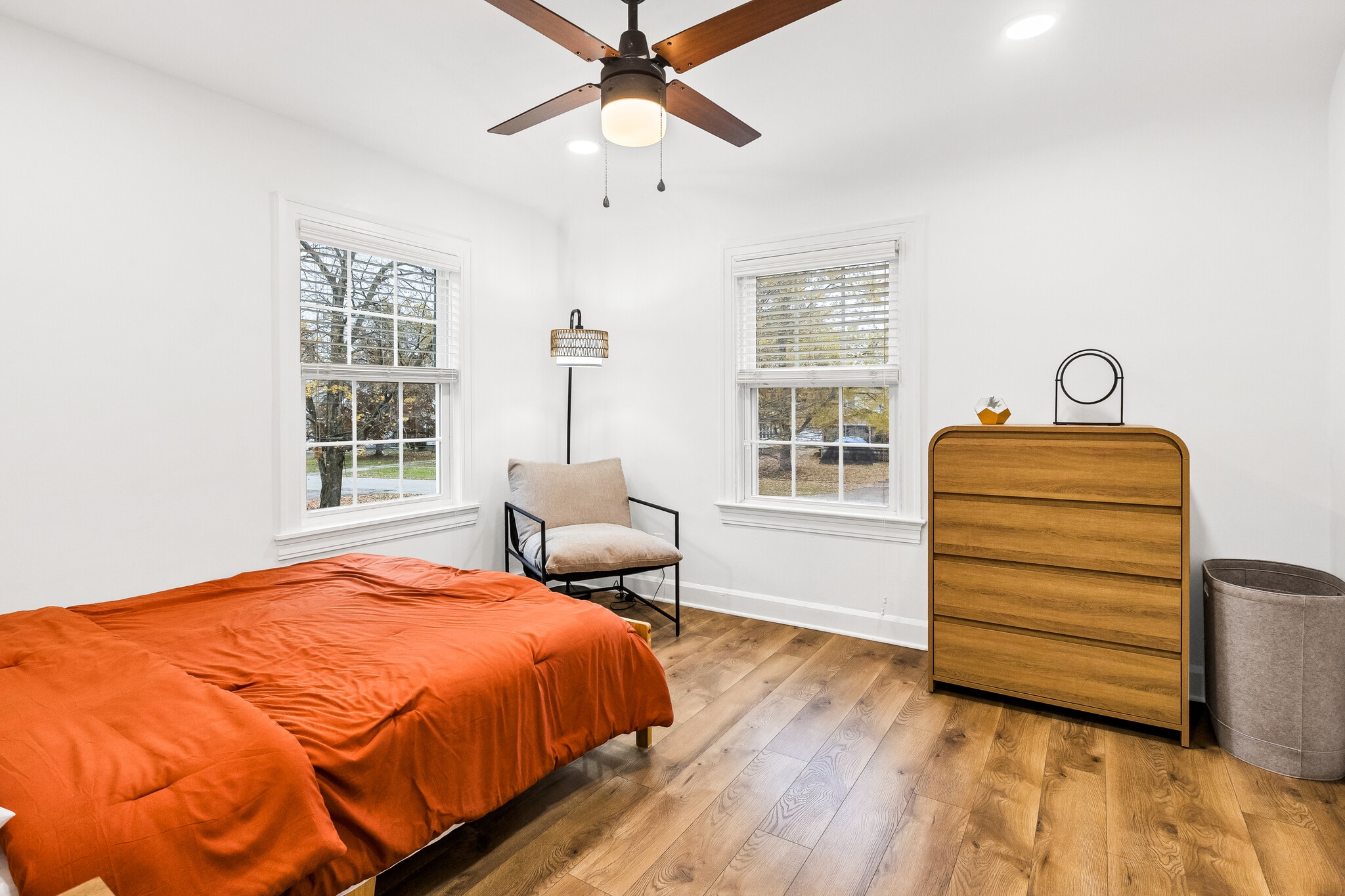 Building Photo - 1140 Trumbull Ave SE