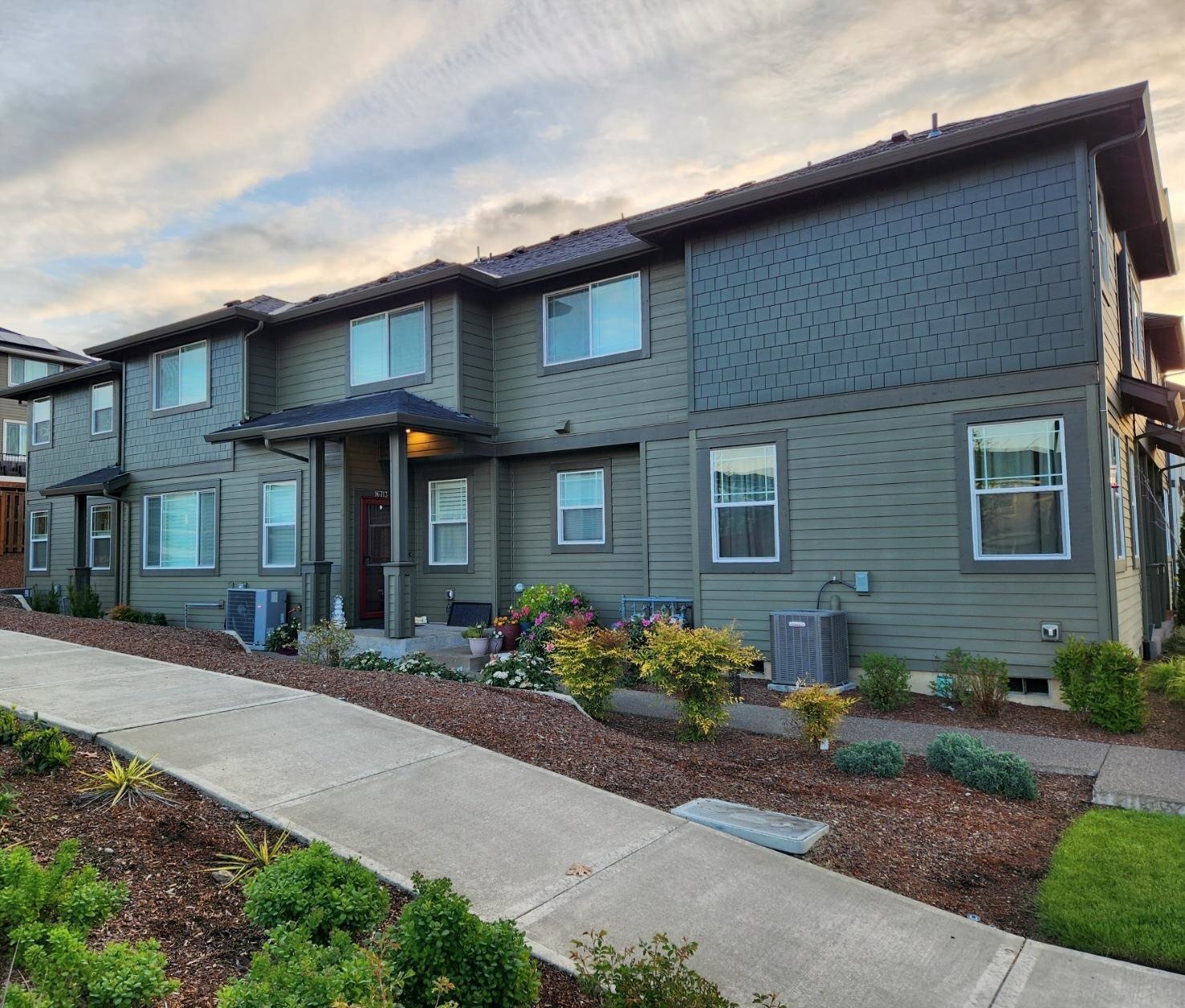 Building Photo - 16721 SW Colorado Ln