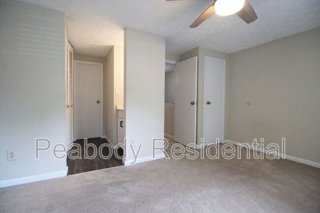 Building Photo - 11916 Fieldthorn Ct