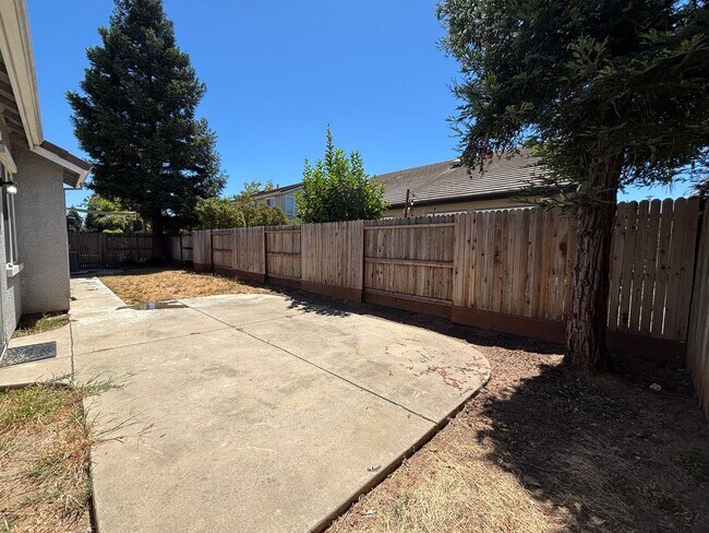 Building Photo - 9337 Oreo Ranch Cir