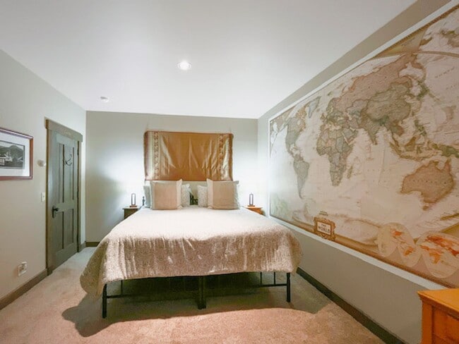 Building Photo - Enjoy Summer in Historic Breckenridge, Walk to Main Street! Bring your dog!