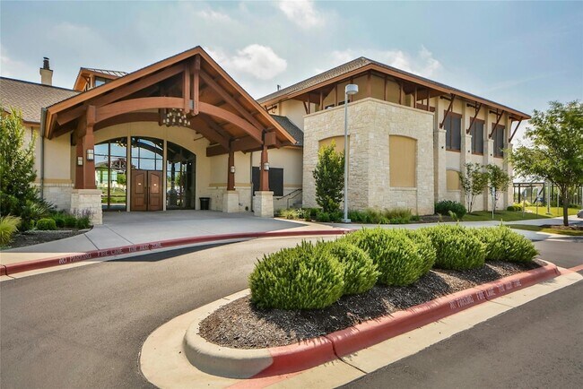 Building Photo - 112 Ranier Ln