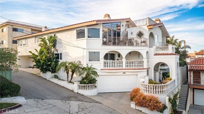 Building Photo - 3935 Bluff Pl