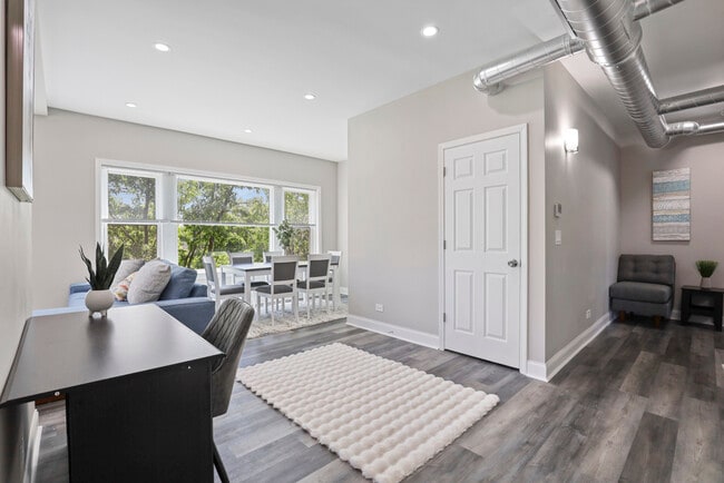 Building Photo - 1111 Bonnie Brae