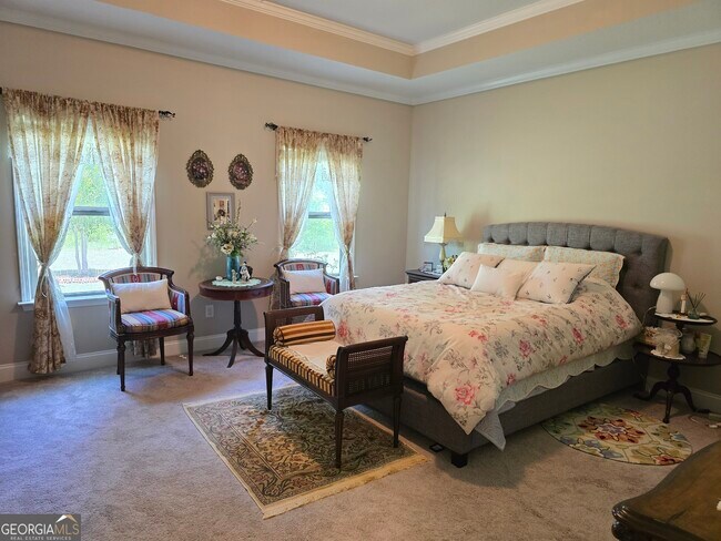 Building Photo - 503 Bryant Lake Blvd