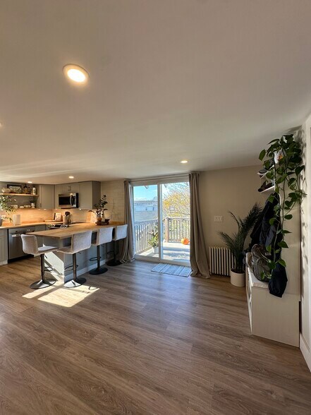 Building Photo - 13 Atlantic Ave