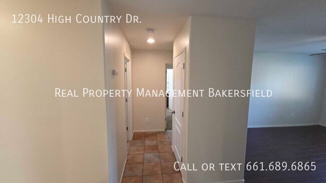 Building Photo - 12304 High Country Dr