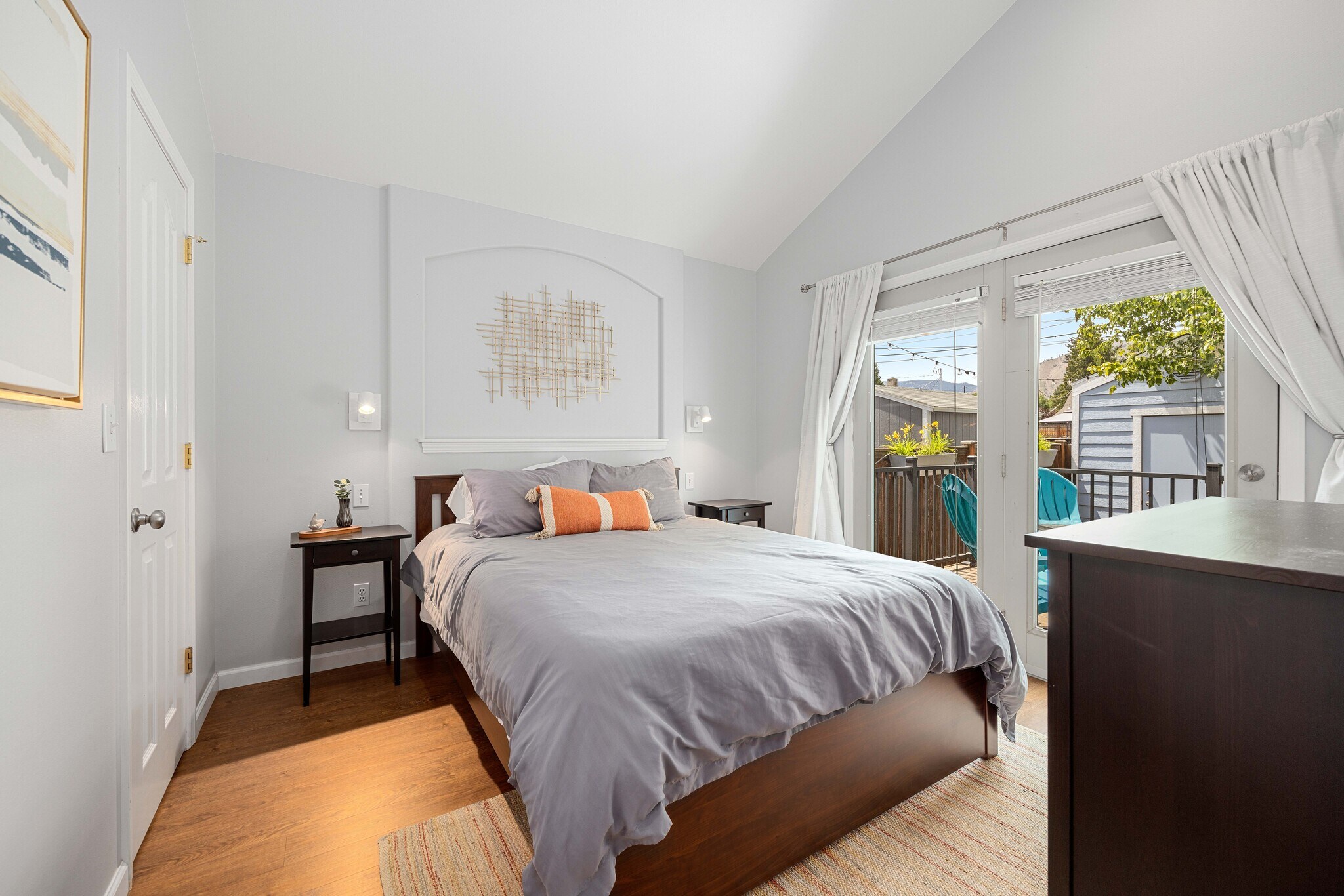 Building Photo - 244 N Emerson Ave