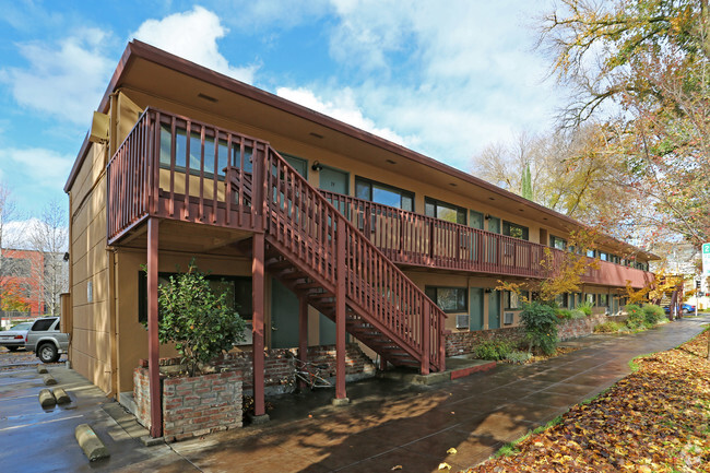 Building Photo - Fremont Apartments