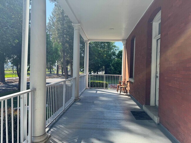 Floorplan - Randolph Arms