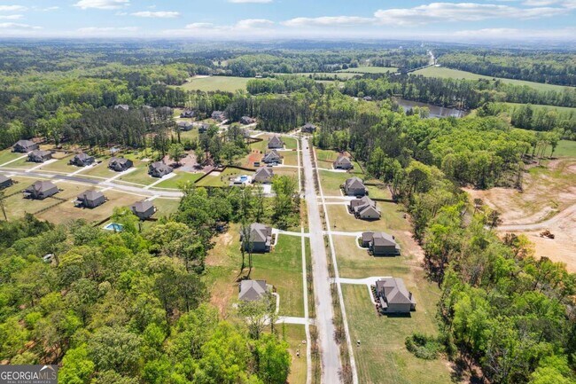 Building Photo - 320 Homestead Cir