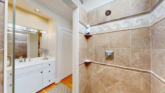 Building Photo - 39 State St