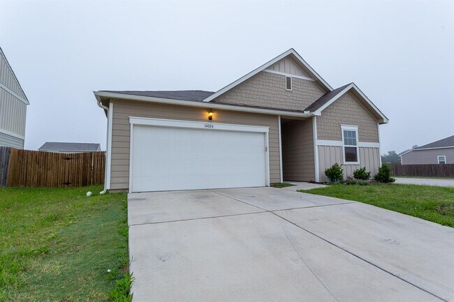 Building Photo - 14024 Sherri Berry Wy