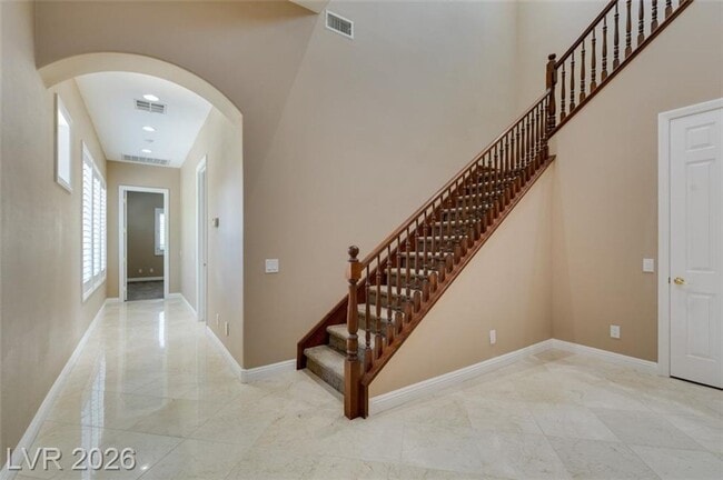 Building Photo - Elegant Anthem Country Club Residence with Spa, Balcony & 3-Car Garage