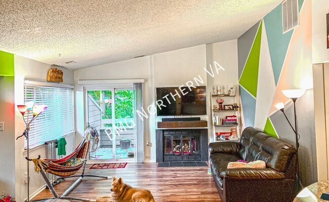 Building Photo - 11013 Villaridge Ct