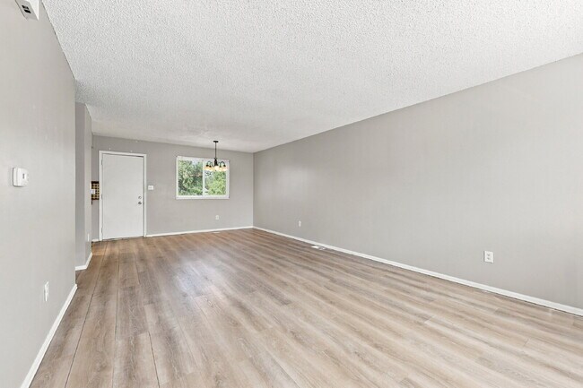 Primary Photo - $1,895.95 3-bed, 1.5-bathroom located in Colorado Springs with a washer and dryer.
