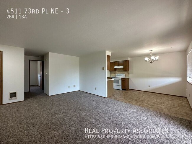 Building Photo - 4511 73rd Pl NE