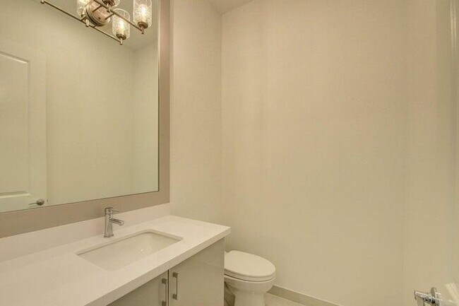 Building Photo - 12832 Veneto Springs Dr