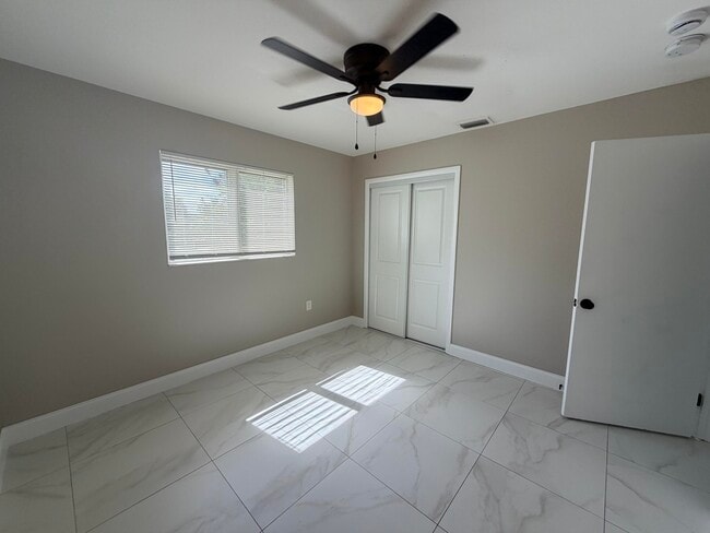 Building Photo - 6036 Westover Rd