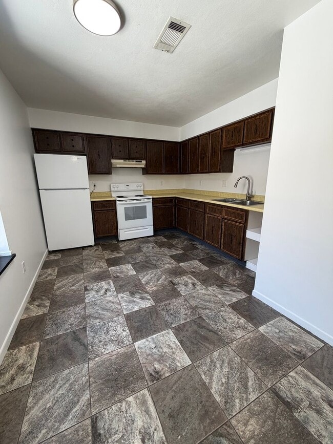 Building Photo - 8510 14th St W