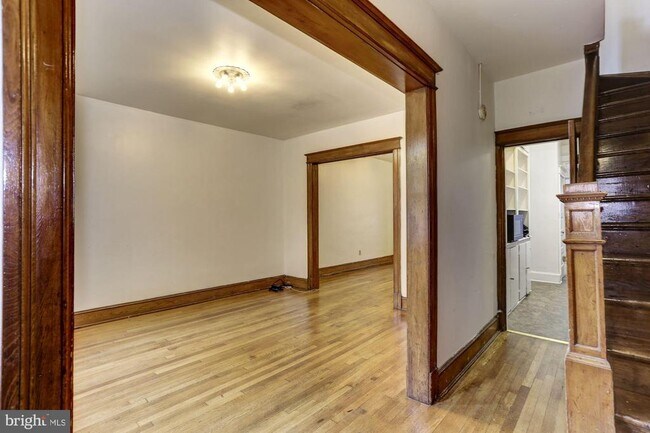 Building Photo - 1015 Quebec Place NW