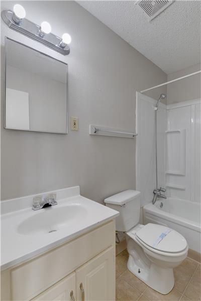 Building Photo - 1916 S Hiram St