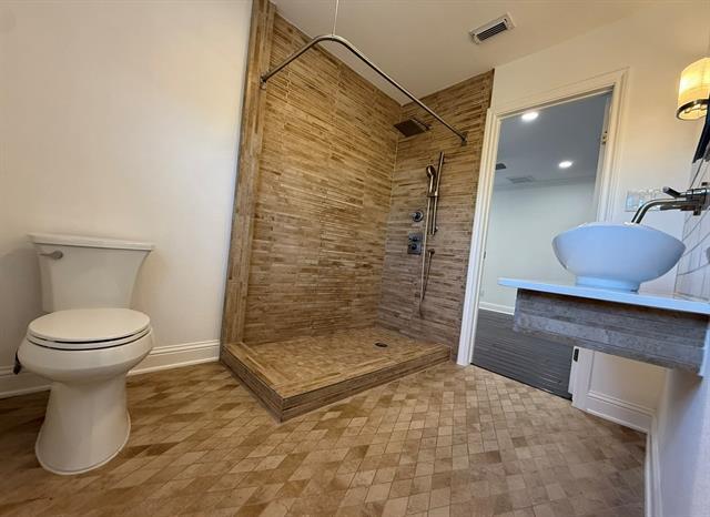 Building Photo - 9942 Mixon Dr