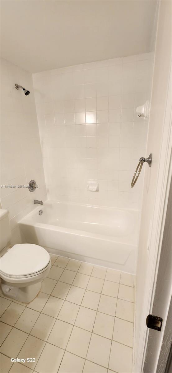 Building Photo - 785 SW 148th Ave