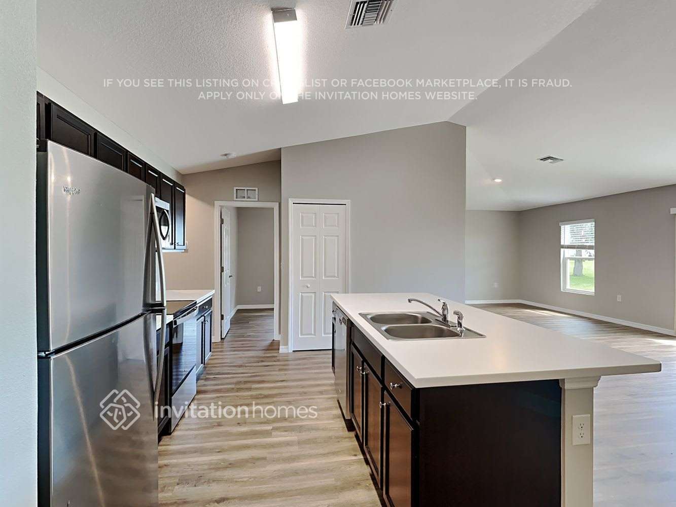 Building Photo - 241 NW 15th Pl