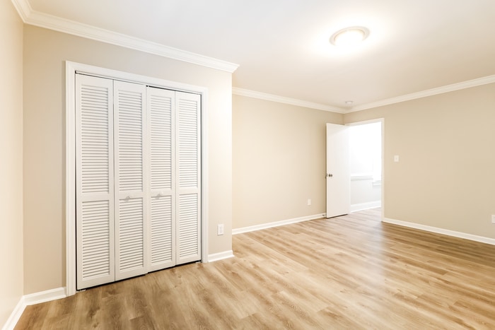 Building Photo - 3520 Hickory Nut Ct