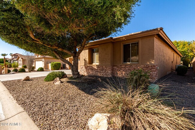 Building Photo - 24008 S Starcrest Dr