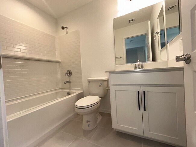 Building Photo - 25168 N 165th Ave